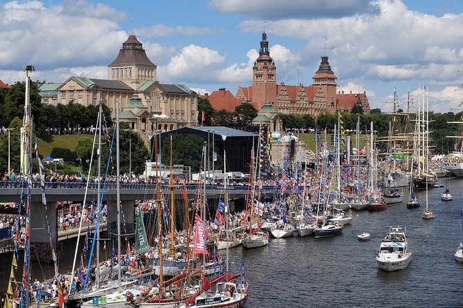Szczecin Walking Tour: Explore Top Sights & Hidden Gems - Meeting at Kino Pionier 1907 at 10:00 am