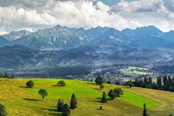 Tatra Mountains Zakopane and Panoramic Dunajec River Rafting - Rafting through the Pieniny range