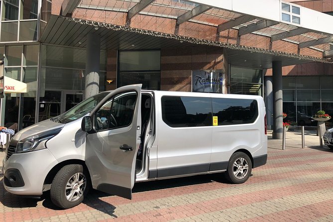 Taxi from Gdańsk airport to city centre ( old town Gdańsk ) - Arriving at Gdańsk Lech Wałęsa Airport