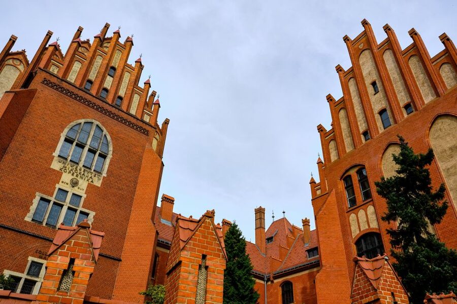 Torun: Private Walking Tour of a Medieval Town - Should you book this Toruń walking tour?