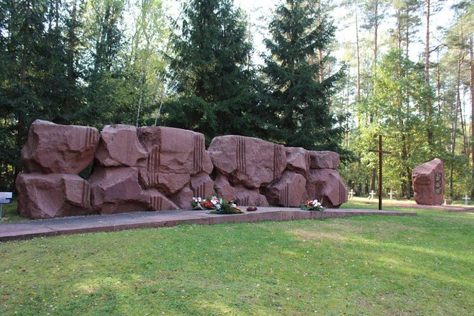 Treblinka Concentration Camp, Heartbreaking Tour from Warsaw - The guides are the heart of the experience