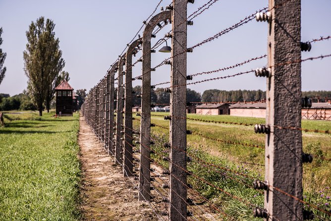 Two Day Trip to Auschwitz Birkenau and Wieliczka Salt Mine - Should you book it?