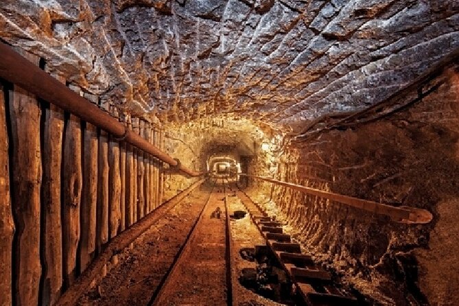 UNESCO Wieliczka Salt Mine Half-Day Tour from Kraków - Descending 380 steps to the first level