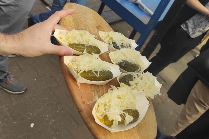 Walking Guided Tour with Street Food in Krakow - Starting at Rynek Główny 4 in Krakow’s Old Town