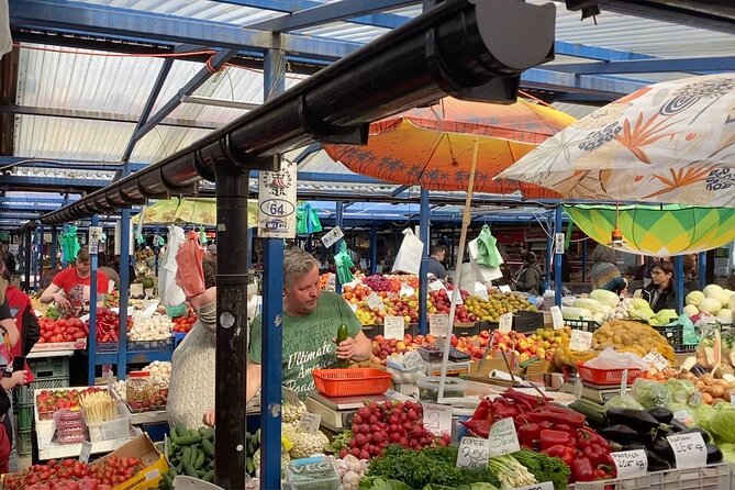 Walking Guided Tour with Street Food in Krakow - Pierogi, zapiekanka, and obwarzanek: what you actually taste