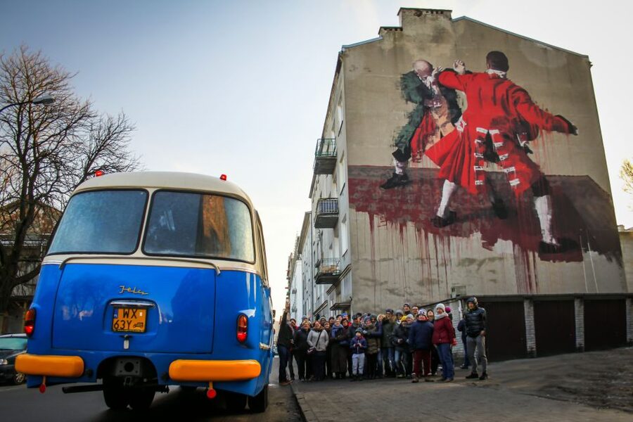 Warsaw: 2.5-Hour Dark Side - Praga District by a Retro Bus - Chocolate, E Wedel, and a welcome pause