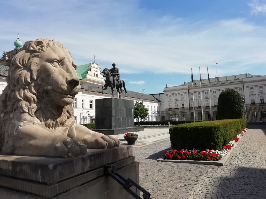 Warsaw: 2-Hour Chopin's Life Walking Tour - Starting in the old city and finding Chopin’s footprints