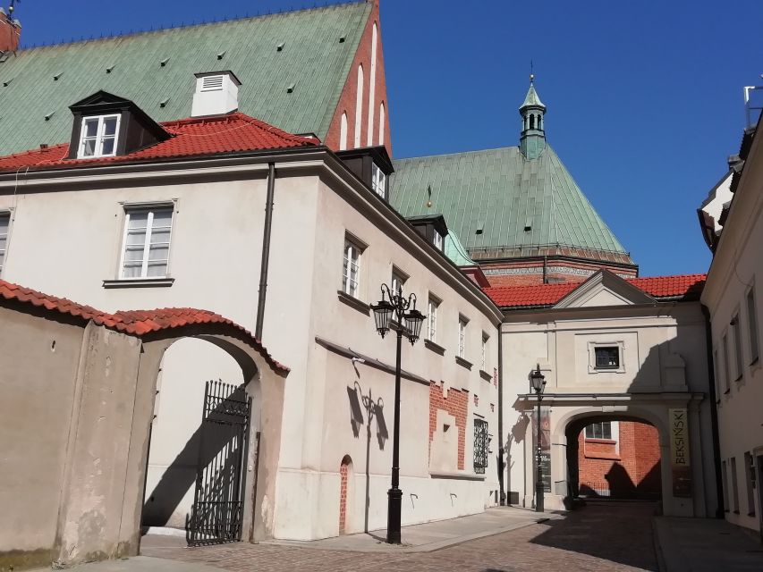 Warsaw: 2-Hour Old Town Walking Tour - Chopin, Curie, John Paul II, and the people behind the city