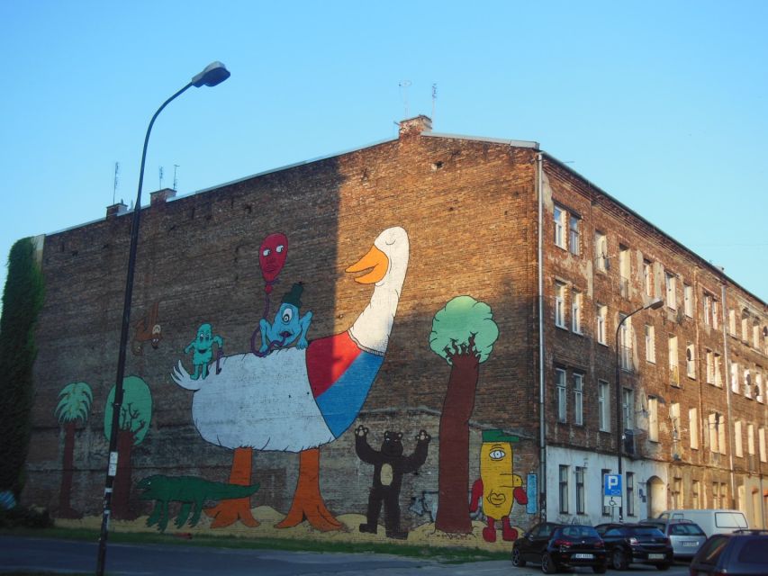 Warsaw: 2-Hour Praga Walking Tour - Why Praga feels unlike Warsaw’s Old Town