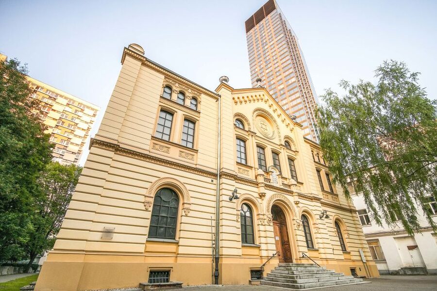 Warsaw: 2-Hour Tour of Daily Life in the Ghetto Warsaw - Key points at a glance
