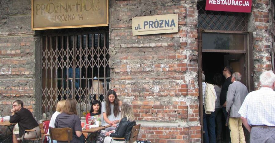 Warsaw: 2-Hour Tour of Daily Life in the Ghetto Warsaw - Mila 18 and the 1943 uprising