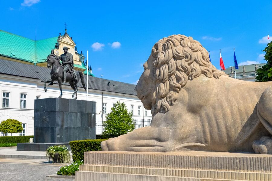 Warsaw: 3-Hour Guided City Highlights Tour by Segway - The guide shapes the experience