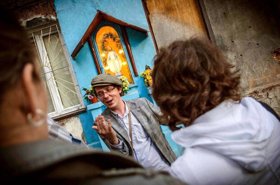 Warsaw: Behind the Scenes City Tour with Hotel Pickup - Muranów shows how a ruined district was rebuilt