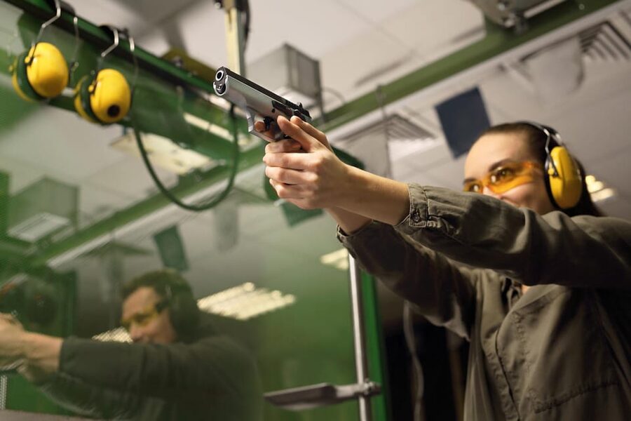 Warsaw: Best Indoor Shooting Range Experience - The instructors make the biggest difference
