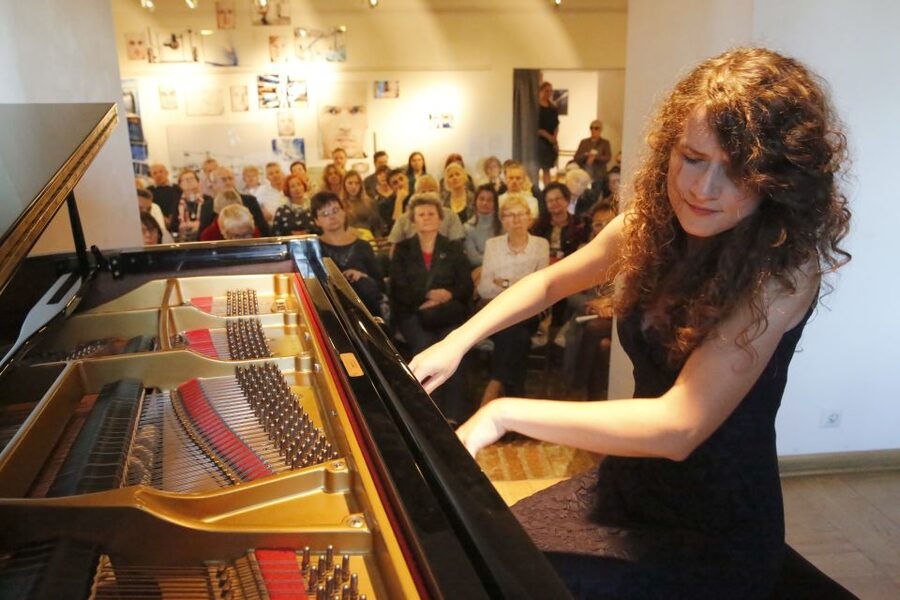 Warsaw: Chopin Concert in the Old Town - Why this small Chopin recital works so well