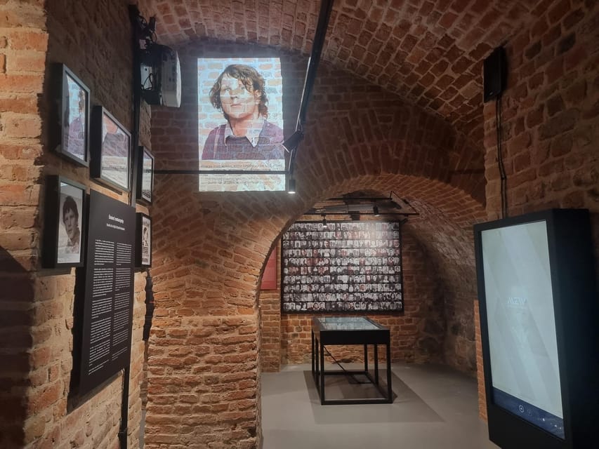 Warsaw: Guided tour of the Cold War Museum - General Kukliński and the Polish side of the conflict