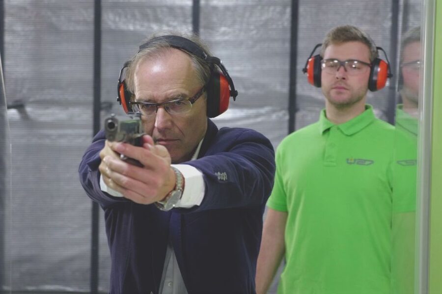 Warsaw: Indoor Shooting Range Experience - Finding Strzelnica U27 in Mazovia Province