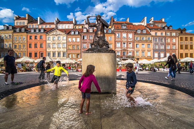 Warsaw Layover City Tour by car with airport pick-up - What the guide adds to a fast visit