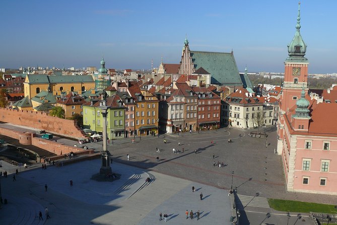 Warsaw Old Town Guided Tour with Antek & Friends | small groups - Warsaw’s reconstructed Old Town Square