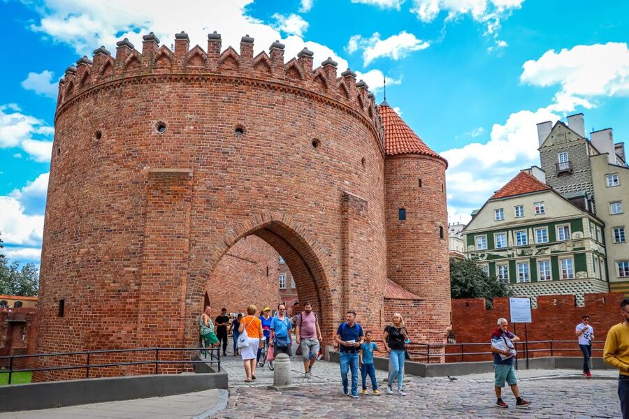 Warsaw: Old Town Highlights Walking Tour in English - Following the Royal Route through Krakowskie Przedmieście