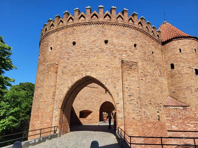 Warsaw Old Town UNESCO HERITAGE walking tour in English - St. John’s Cathedral and a chance to step inside