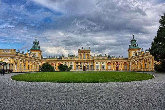 Warsaw Private Tour By Car & Walk - New Town and the Warsaw Uprising Monument