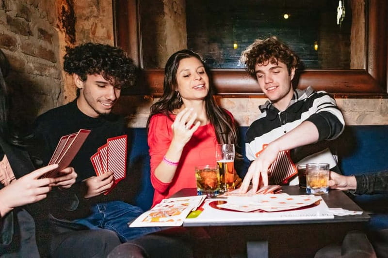 Warsaw: Pub Crawl with Optional 1-Hour Open Bar - Meeting at Makulatura Club on Chmielna 5