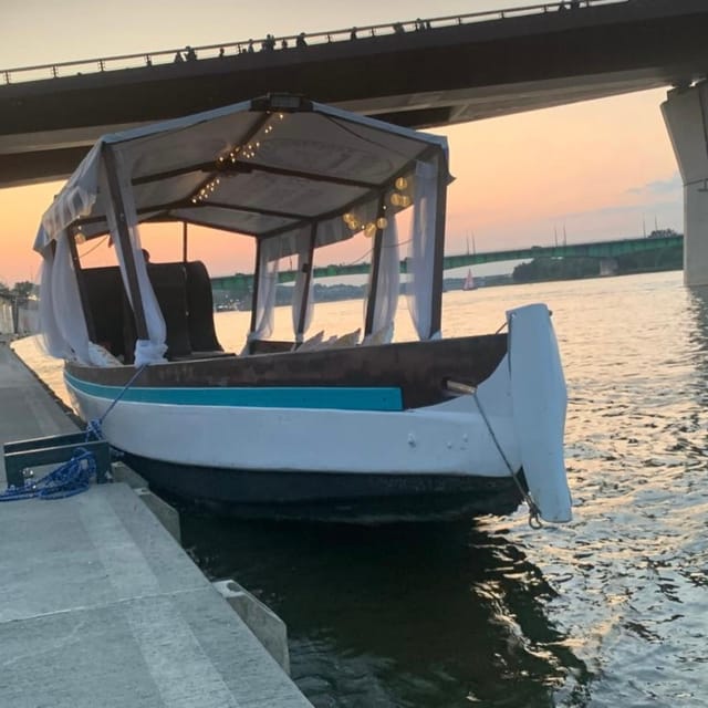 Warsaw: Scenic Cruise by Gondola on the Vistula River - Why seeing Warsaw from the Vistula works
