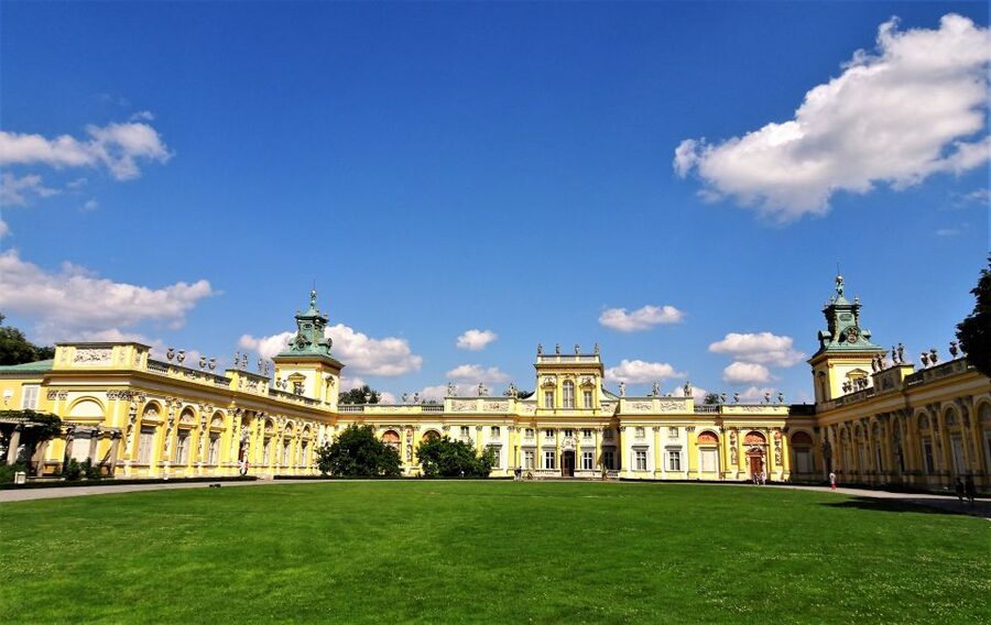Warsaw: Skip-the-Line Wilanow Palace & Gardens Private Tour - Practical details for a smoother visit
