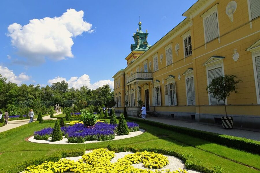 Warsaw: Skip-the-Line Wilanow Palace & Gardens Private Tour - Inside the royal chambers of King Jan III Sobieski