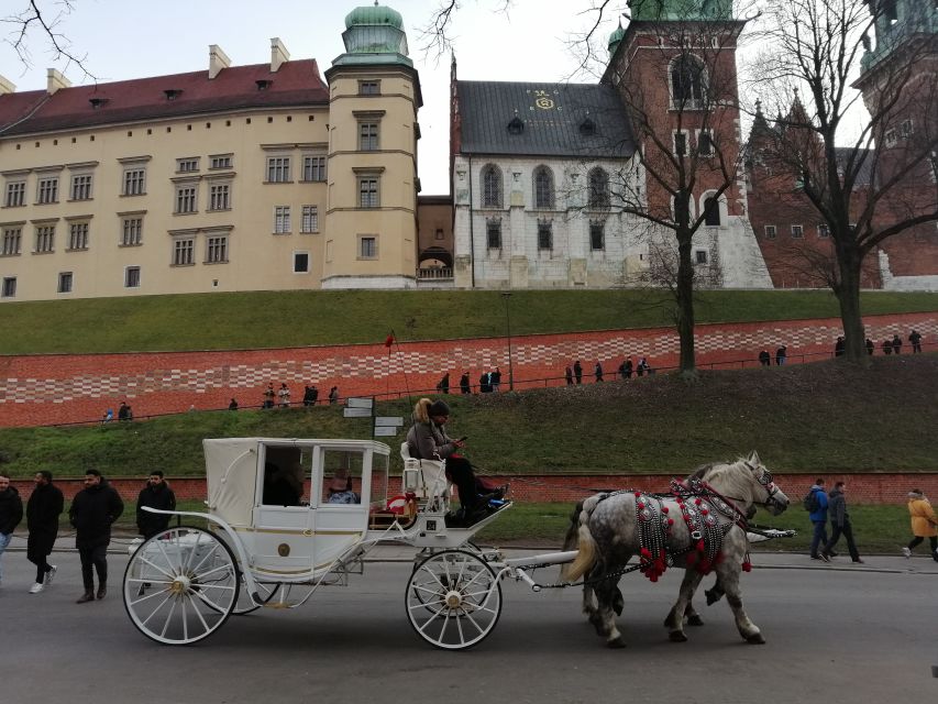 Warsaw: Tour to Krakow and Auschwitz by Train with Pickup - The final call