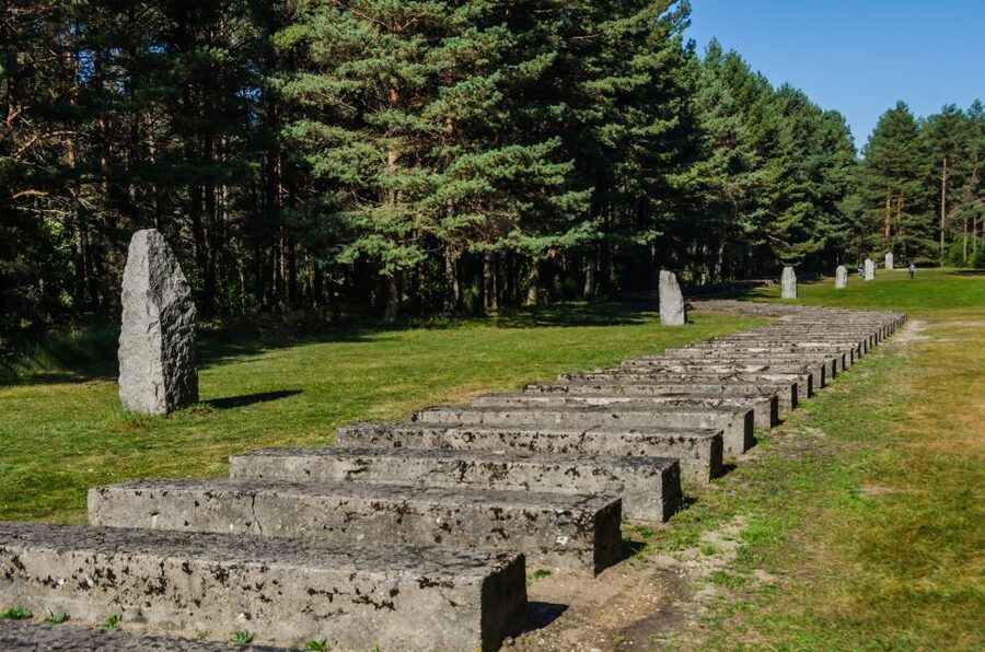 Warsaw: Treblinka Heartbreaking Concentration Camp Tour - Practical advice for a respectful visit