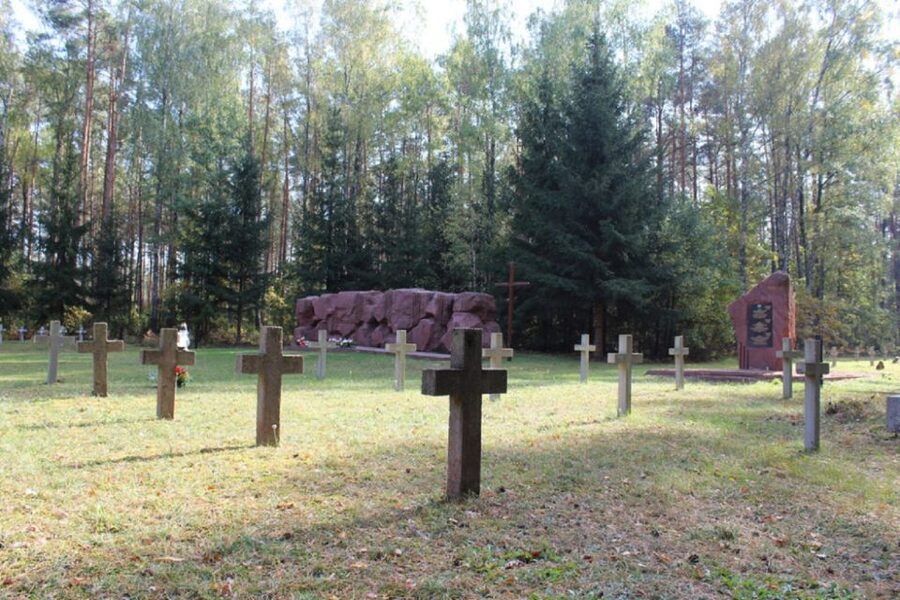 Warsaw: Treblinka Heartbreaking Concentration Camp Tour - Why Treblinka belongs on a Warsaw itinerary