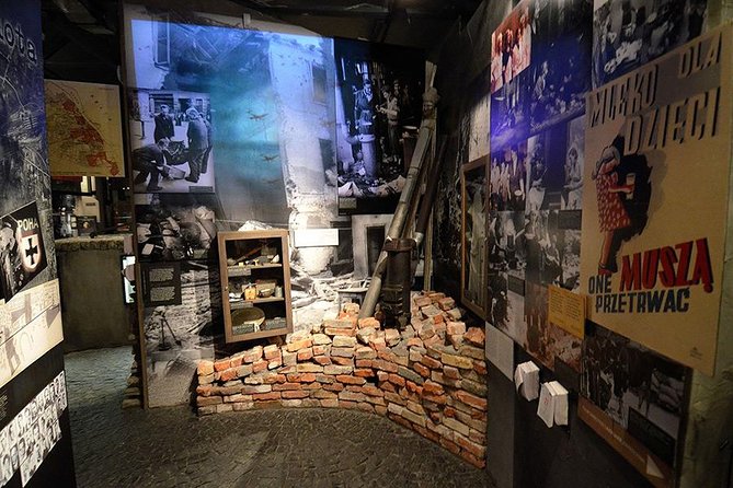 Warsaw Uprising Museum (1944) + POLIN Museum: PRIVATE TOUR /inc. Pick-up/ - Audio guides or private guides?