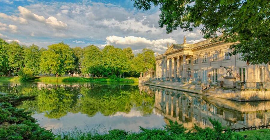 Warsaw: Warsaw Historical Group Tour with Pickup & Drop-Off - Why this three-hour format works in Warsaw