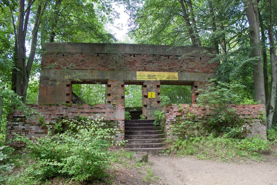Warsaw Wolf’s Lair with St. Lipka and Mamerki Private Guided - The history behind the concrete
