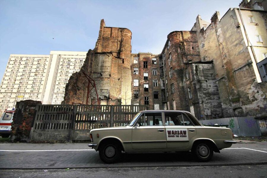 Warsaw: WWII Private Tour by Retro Minibus with Hotel Pickup - Waliców Street and the ruined tenement