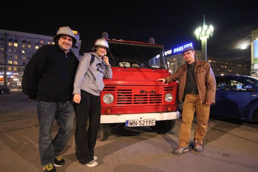 Warsaw: WWII Private Tour by Retro Minibus with Hotel Pickup - Chłodna Street and the famous wooden bridge