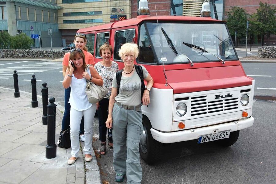 Warsaw: WWII Private Tour by Retro Minibus with Hotel Pickup - Muranów, the Ghetto Heroes Monument, and POLIN