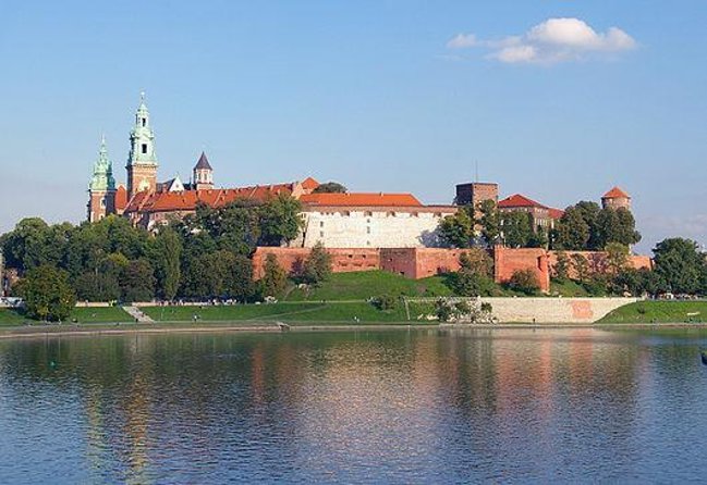 Wawel Castle and Cathedral Guided Walking Tour in Kraków - Key points to know before booking