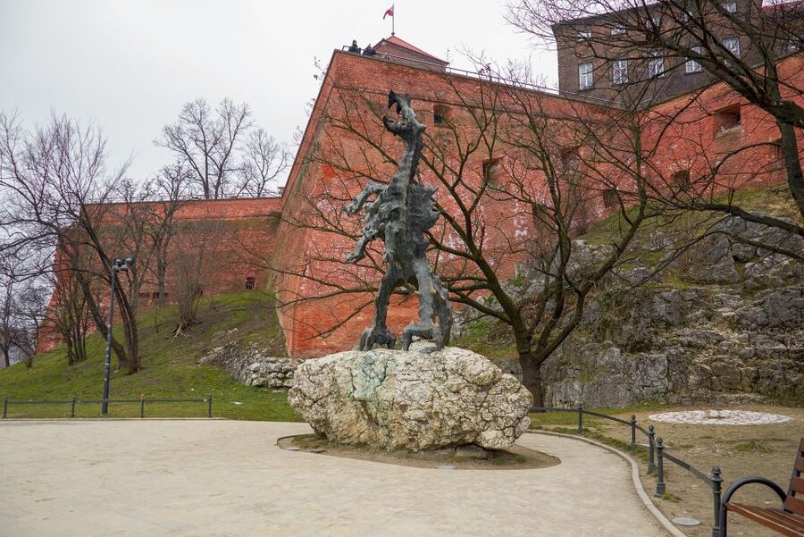 Wawel Castle & Cathedral Skip the Line Small Group Tour - Why Wawel deserves a place in your Krakow plans