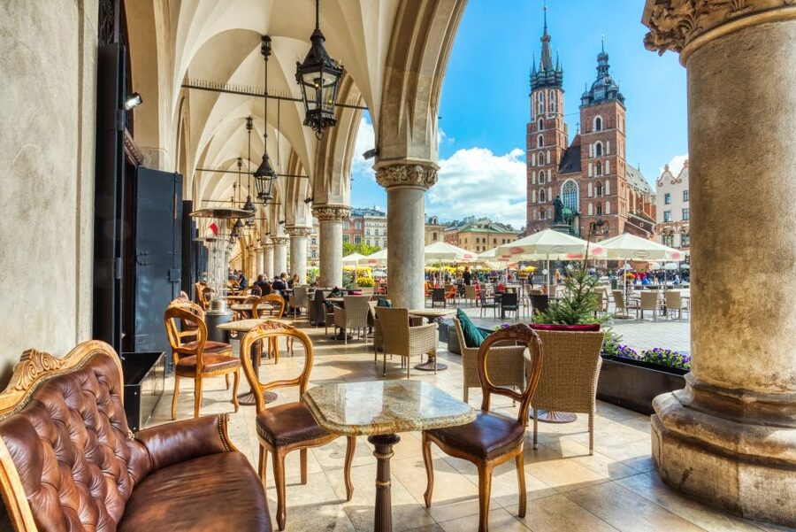 Wawel Castle & Cathedral Skip the Line Small Group Tour - The State Rooms at 11:15 am