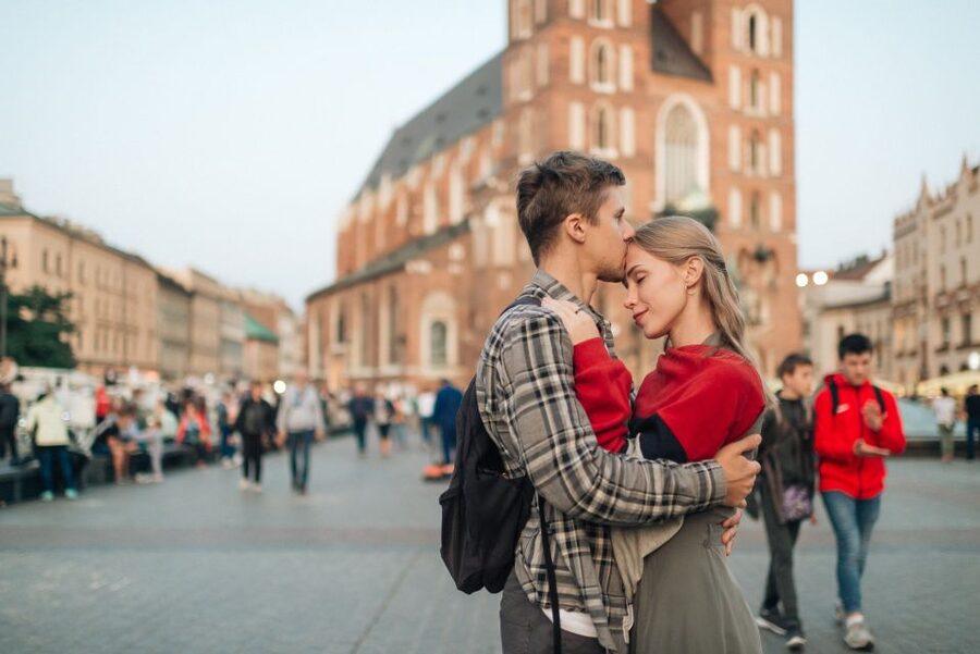 Wawel Castle & Cathedral Skip the Line Small Group Tour - The Royal Private Apartments and courtly life