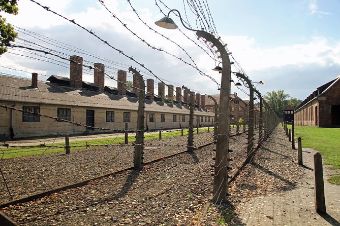 Wheelchair accessible PRIVATE transfer to Auschwitz - Birkenau - Key points at a glance
