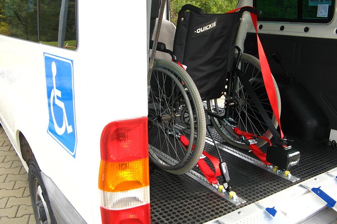 Wheelchair accessible PRIVATE transfer to Auschwitz - Birkenau - The 1.5-hour ride from Krakow to Oświęcim