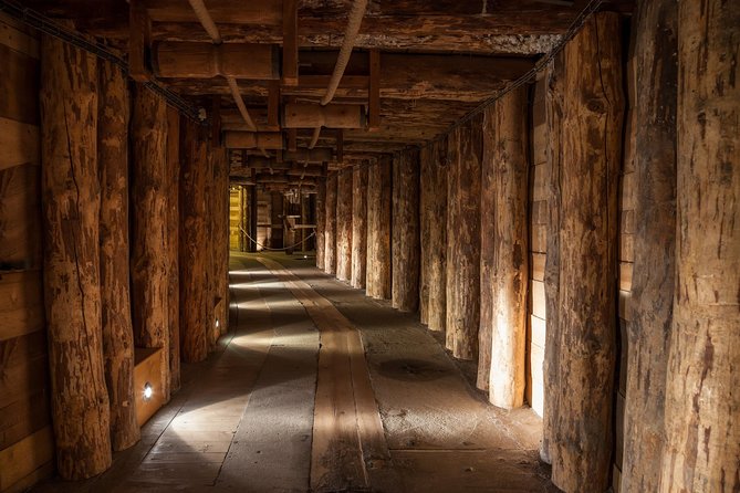 Wieliczka Salt Mine: 4-Hour Guided Tour from Krakow - Getting to the mine from Krakow