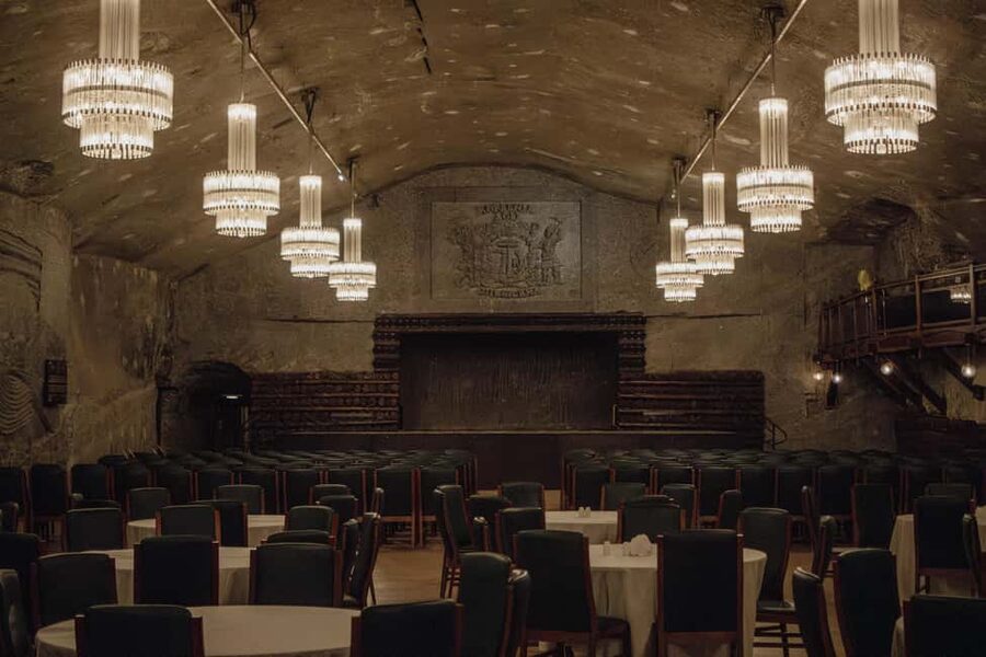 Wieliczka Salt Mine: Guided Tour Fast-Track Ticket - A well-paced visit, with one tradeoff