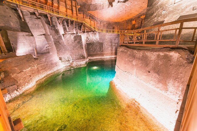 Wieliczka Salt Mine - Private Tour from Krakow - The ride can add local context