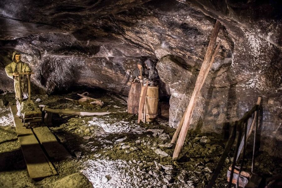 Wieliczka Salt Mine Tour Including Hotel Pick-Up - Key points to know before booking