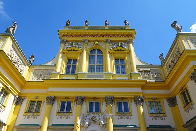 Wilanów Royal Palace + Polish Vodka Museum: SMALL GROUP /inc. Pick-up/ - Pickup makes the four-hour plan practical